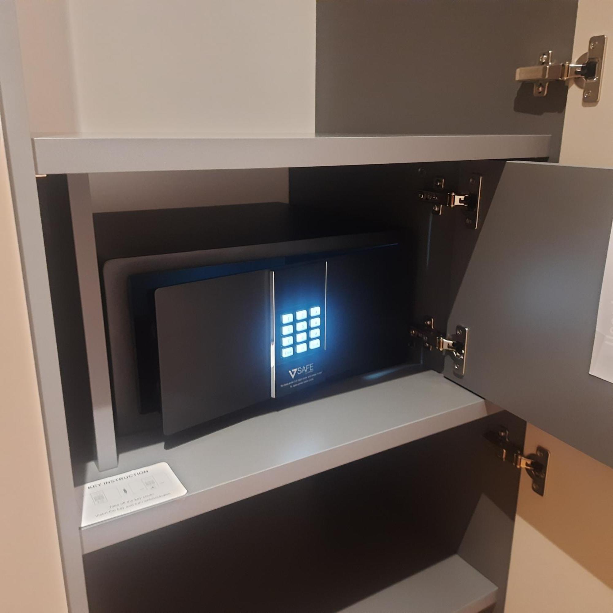 Mako Suites - Centro E Stazione مونزا المظهر الخارجي الصورة